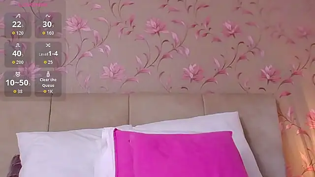 GiselleFox webcam