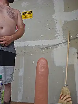 UncutHammer69 webcam