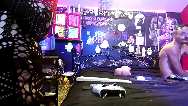 DaddyAndSplashQueen live sex cam