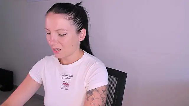 Elle_Pearl_ webcam