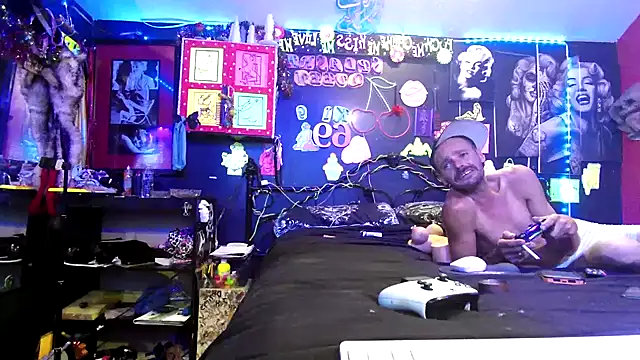 DaddyAndSplashQueen webcam