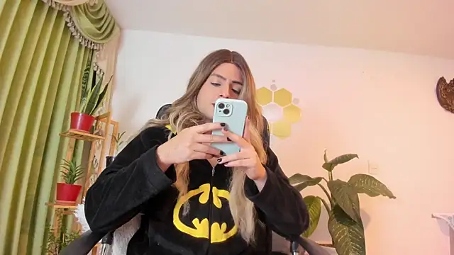 LukaCastillo live sex cam