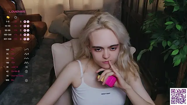 Oxcy_Secret webcam