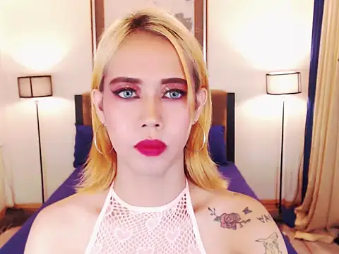 PreciousAmore webcam