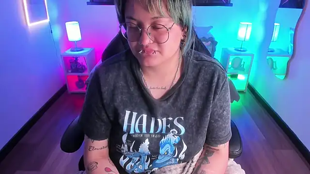 lucky-leah webcam