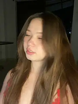 Roxie-Summers11 webcam