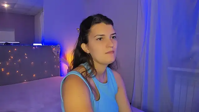 Laura_Leee webcam