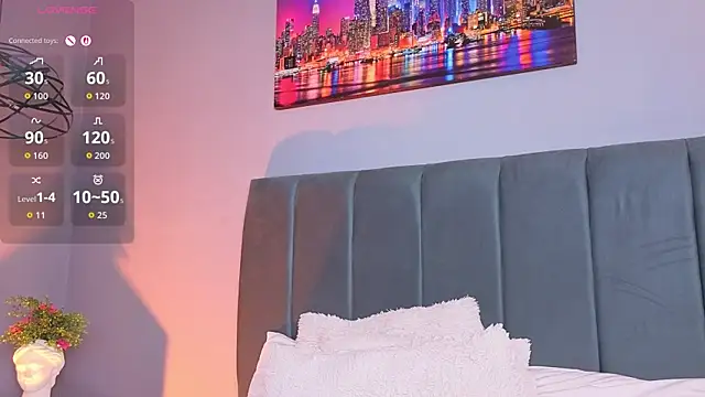 ninna_curly webcam
