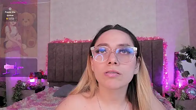 LanaMills_ webcam