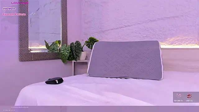 angelaG1 webcam