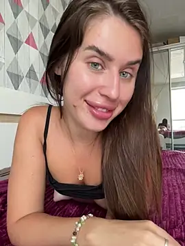 Lira_Fayeee webcam