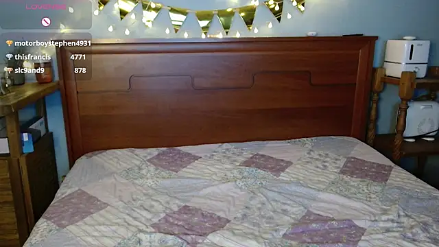 Daisy_Lovely webcam