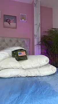 caro_lovings webcam