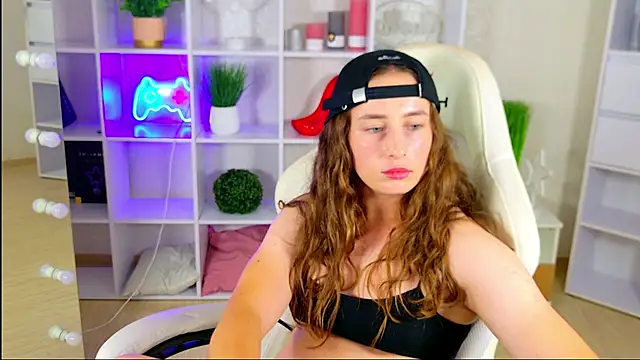 NadinnL webcam