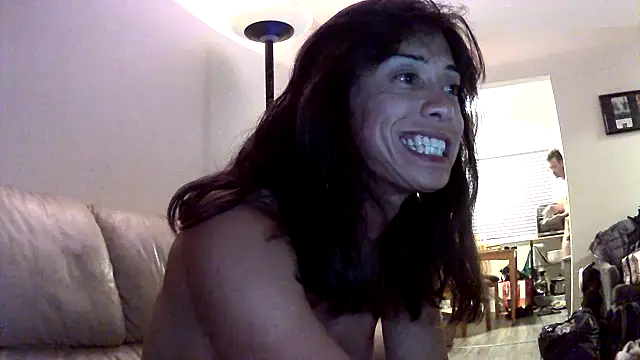 tsvickyyvee1990 webcam