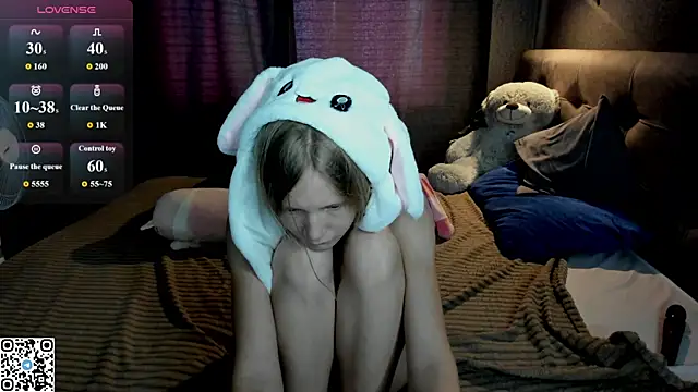 Asya_Almost webcam