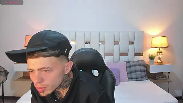 Zeus_damian21 webcam