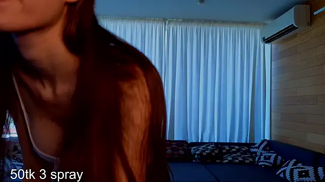 aliciabrooks (F young) - jumping boobs