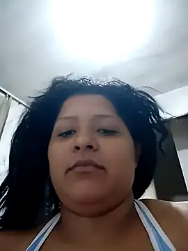 CurvyMelons webcam