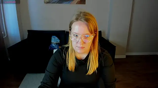 Sophia_Millery webcam
