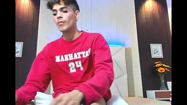 ares_b2026 (M young) - my hard white cock 🔥