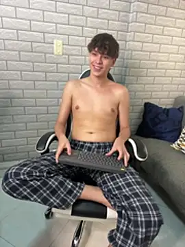 Nicola_hard webcam