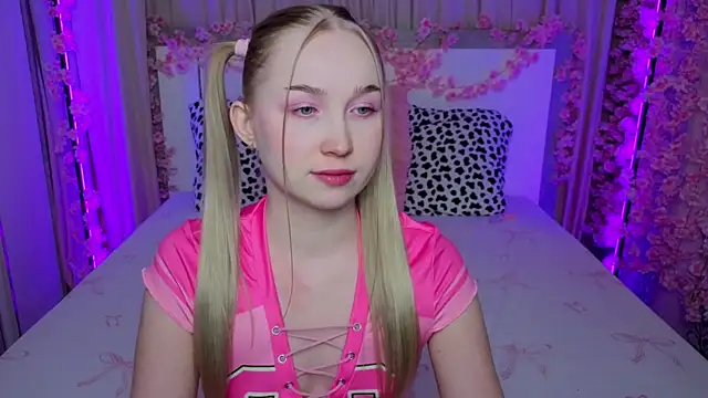 LilyStarlight webcam