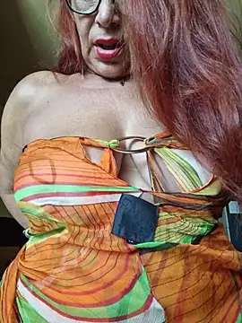 Love_Tina_Forever webcam