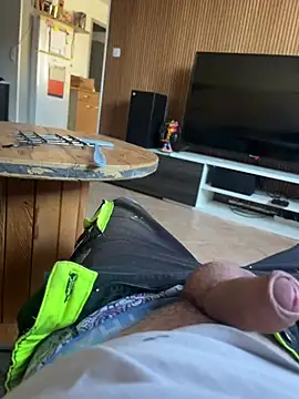 renauds-02 (Ask my age) - Cum