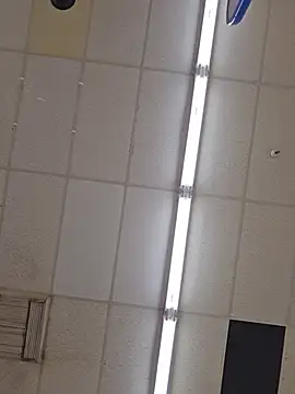 UncutHammer69 webcam