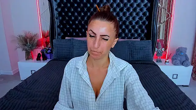 Rebecca_Diamond webcam