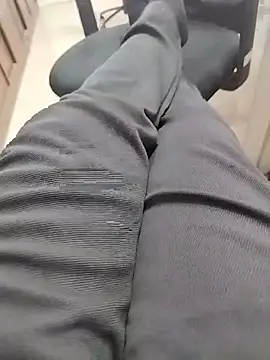 Desi_Lodo_Gujju_Boy live cam