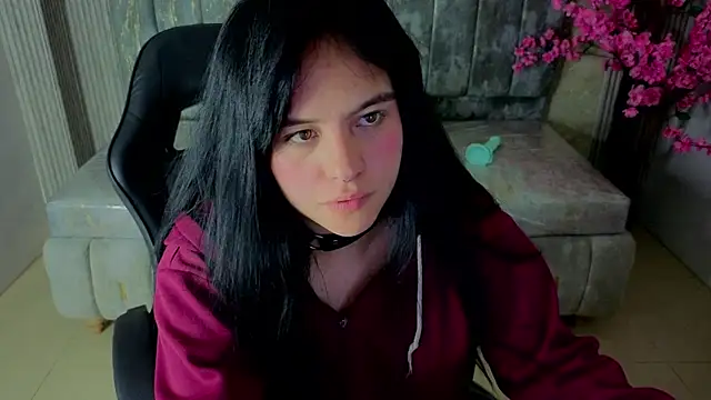 sarita_09_s - Sarita_09_s's free webcam - UK Sex Cams