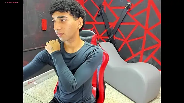 efrain_boy webcam