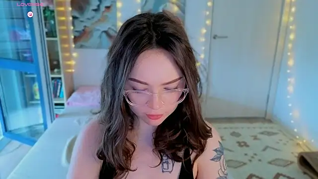MilenaSaint webcam