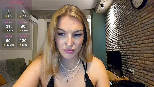 fifteenpoem webcam