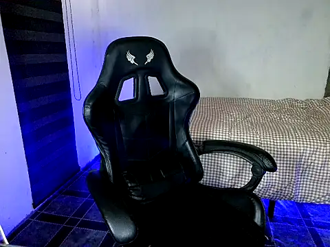 Spicy_RowyCam webcam