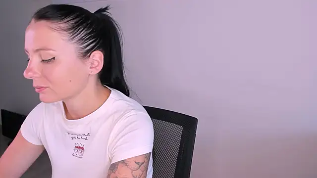 Elle_Pearl_ webcam