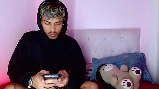 Angel_foxc13 webcam