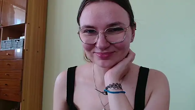 LooveELLYx webcam