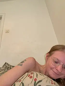 jannis1992 (F young) - Supries me use menu