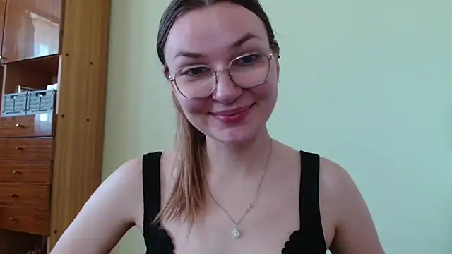 LooveELLYx webcam