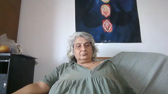 ExquisiteMature webcam