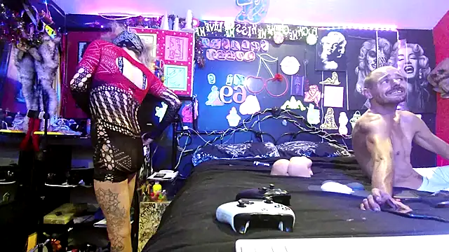 DaddyAndSplashQueen webcam