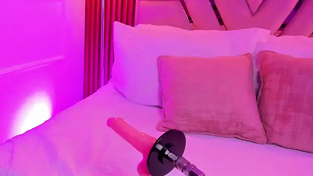 Rosaliesaint webcam