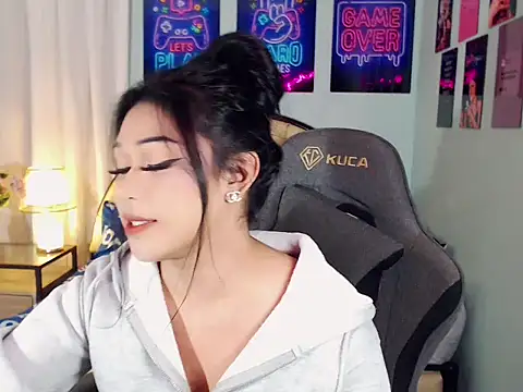 SexxyTsLoverr webcam