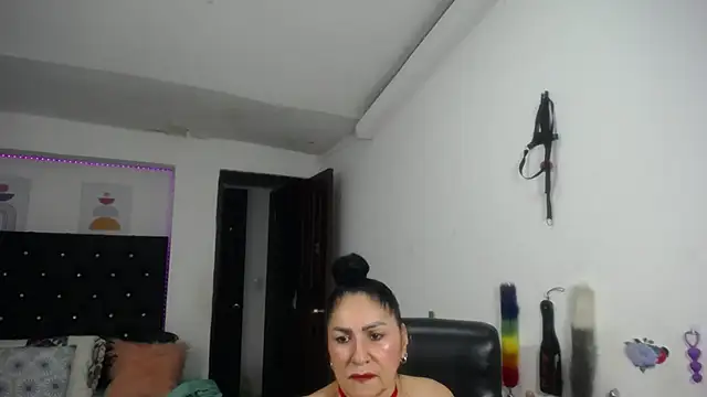 mature_bigboobs10 webcam