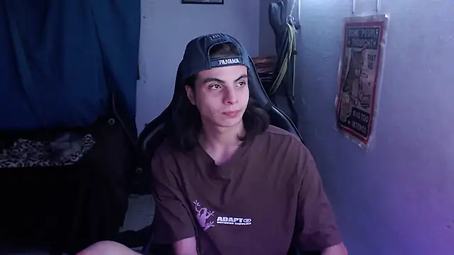 Elastic_Fantasy webcam