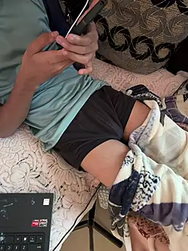 samyuthtwink webcam