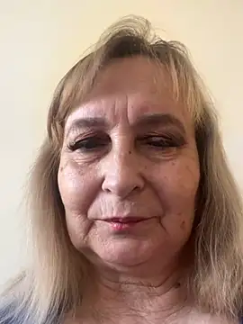 Irina2909@xh webcam